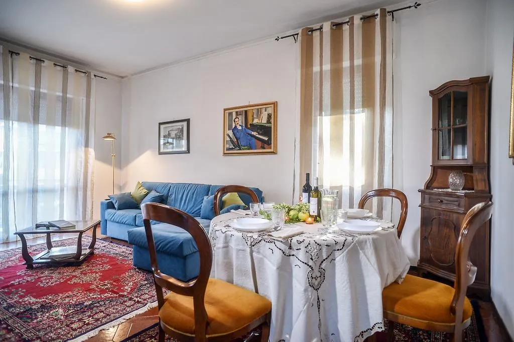 Casa Paola Lucca Apartment